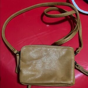 Universal Thread Tan Crossbody Bag with Adjustable Strap